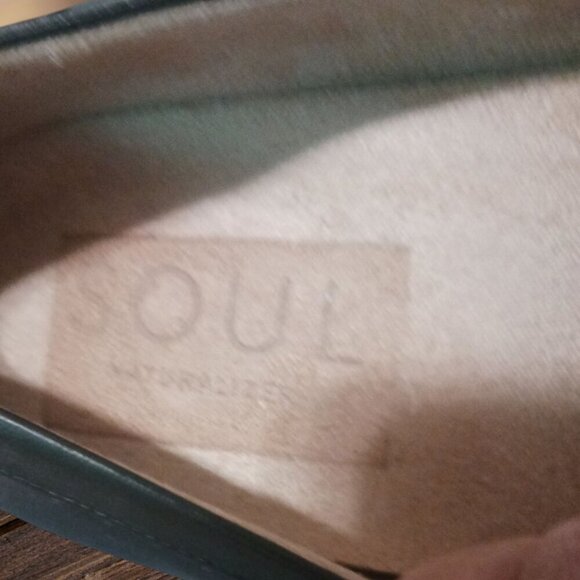 Naturalizer Soul Womens Loafer Shoes With Metal Accent Size 9M - Picture 5 of 9